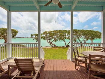 2 Bedroom Villa - Two Queens