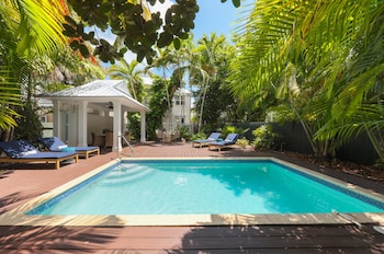 3 Bedroom Premium Home with Pool