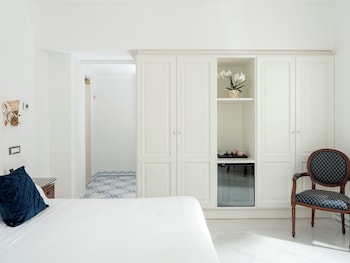 Superior Double Room, City View