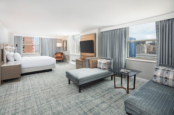 Plaza Suite