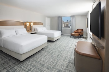 Plaza Suite