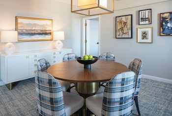 Royal Suite