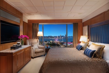 Suite (Clipper)