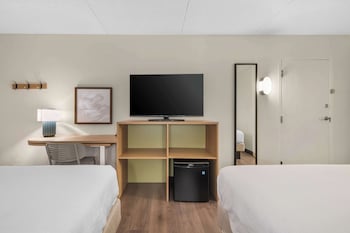 Room, 2 Queen Beds