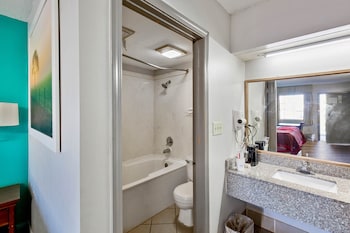 Room, 1 King Bed, Accessible