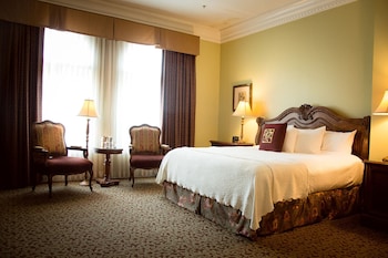 Superior Room, 1 King Bed