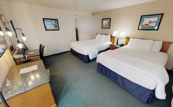 Standard Room, 2 Queen Beds Upstairs (2 Queen Beds Nonsmoking)