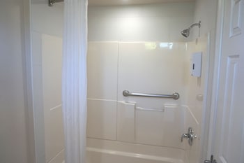 Standard Room, 2 Double Beds Ground Floor (2 Double Beds Nonsmoking)