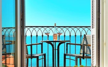 Superior room with full sea view