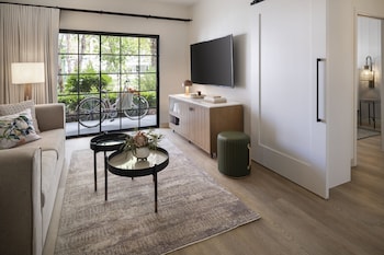 Standard Suite, 1 Bedroom (Hearing Accessible)