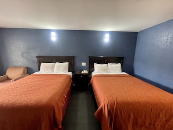 Room, 2 Queen Beds, Non Smoking
