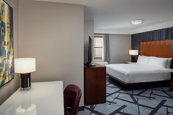 Standard Room, 1 King Bed