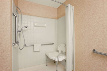 Suite, 1 King Bed, Accessible, Non Smoking (Mobility)