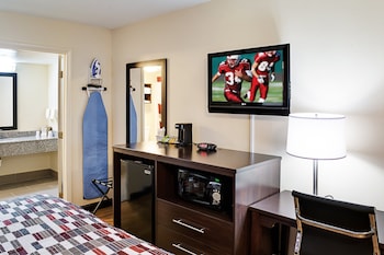 Superior Room, 1 King Bed, Accessible, Non Smoking