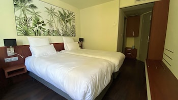 Standard Room, 2 Twin Beds