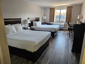 Standard Room, 2 Queen Beds, Non Smoking