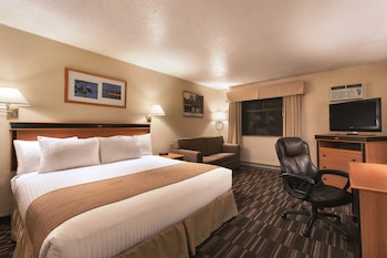 Room, 1 King Bed, Non Smoking, Non-Pet friendly