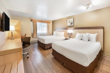 Room, 2 Queen Beds, Non Smoking (Pet-Friendly)