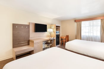 Room, 2 Queen Beds, Non Smoking (Pet-Friendly)