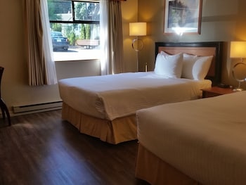 Room, 2 Queen Beds, Non Smoking (Pet-Friendly)