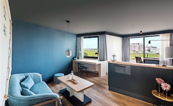 Deluxe Room, 1 Double Bed, Balcony (Cozy Sitting Corner)