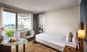 Comfort Room, 1 Single Bed