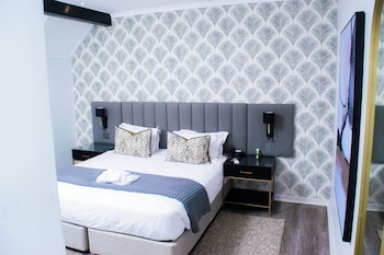 Suite, 1 Double Bed, Garden View (SUITE)