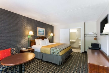 Standard Room, 1 Queen Bed, Smoking