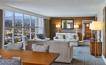 Suite, 1 King Bed