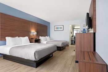 Room, 2 Queen Beds, Accessible, Non Smoking