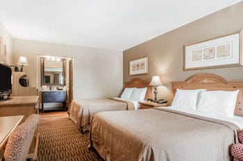 Double Room, 2 Queen Beds, Smoking