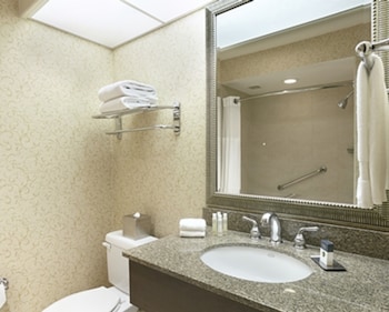 Room, 1 King Bed, Balcony