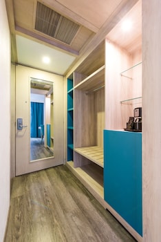 Studio, 1 Queen Bed