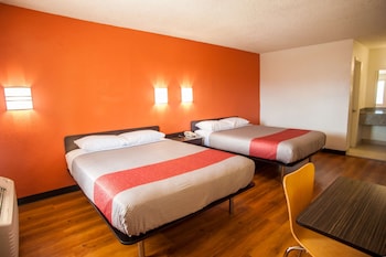 Standard Room, 2 Queen Beds, Non Smoking