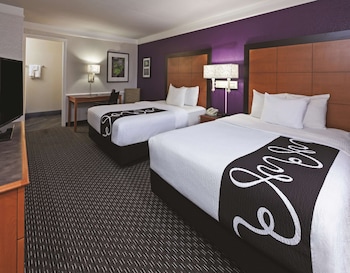 Deluxe Room, 2 Double Beds, Non Smoking