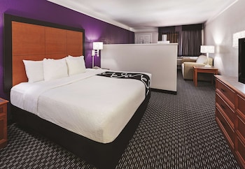 Deluxe Room, 1 King Bed, Non Smoking