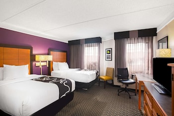 Deluxe Room, 2 Double Beds, Non Smoking