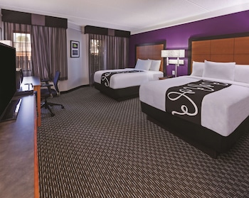 Room, 2 Double Beds, Accessible, Smoking (Tub with Grab Bars)