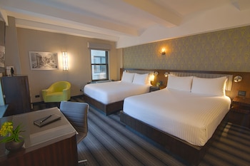 Signature Room, 2 Queen Beds, Terrace