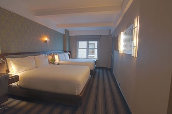 Signature Room, 2 Queen Beds