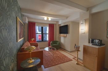 Marquee 1 King Suite