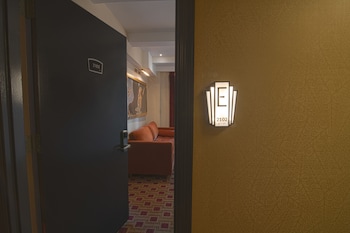 Suite (Thomas Edison)