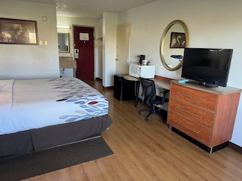 Suite, 1 King Bed with Sofa bed, Non Smoking (2 Rooms)
