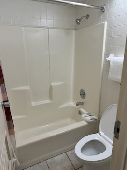 Deluxe Double Room, 2 Queen Beds, Non Smoking