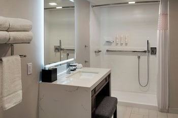 Suite, 2 Queen Beds