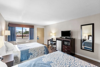 Standard Room, 2 Queen Beds, Non Smoking