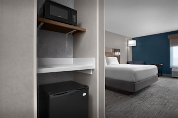 Standard Room, 1 Queen Bed, Accessible (Communications)
