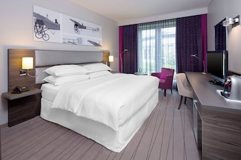 Premium Room, 1 King Bed