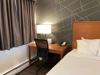 Standard Room, 2 Queen Beds, Non Smoking, Annex Building (2nd Floor;Pet Friendly)