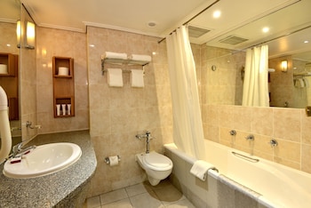 Suite, 1 Double Bed, City View